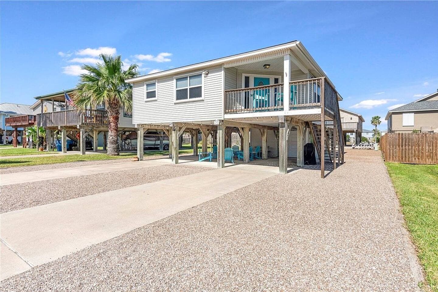 Pelican's Perch Hideaway, Port Aransas, TX vacation rental exterior